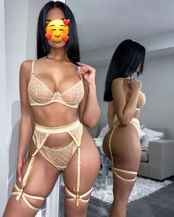 konyaescortesra-1 Kendi Yerinde Görüşen Konya Escort Bayan Esra