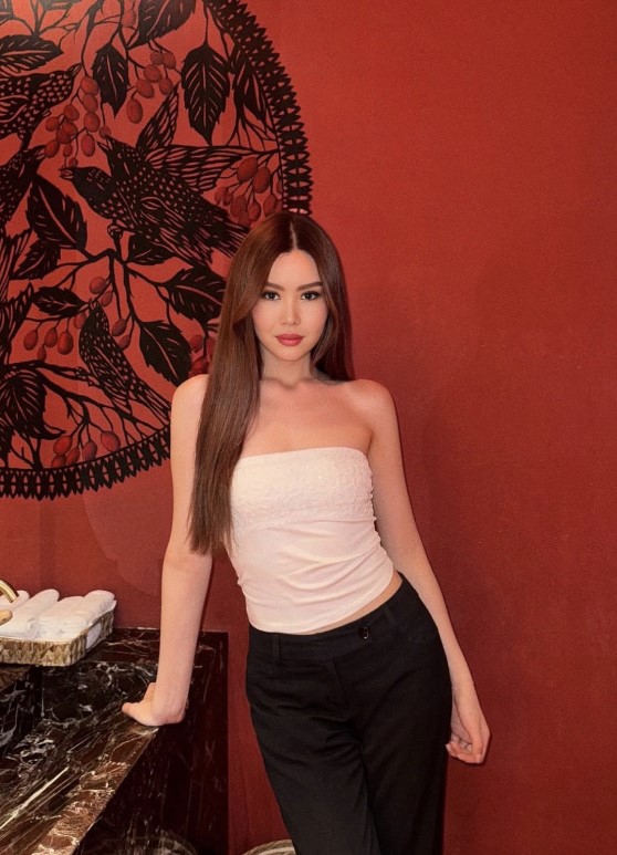 konyaescortalev-2 Konya Escort Alev 24 Yaşında Harika Vücuda Sahibim
